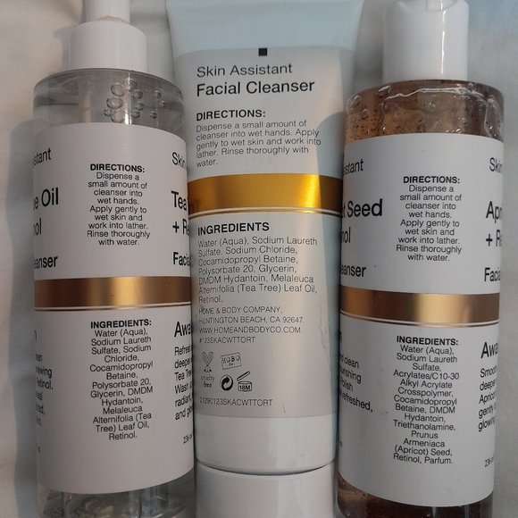 Skin Assistant Awaken Tee Tree Oil Retinol Facial Cleanser - Picture 2 of 2